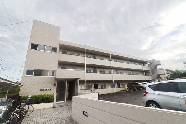 フローラル霧が丘の物件内観写真